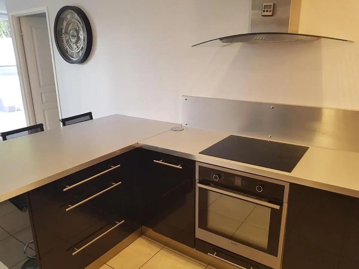 Duplex Cosy - 3 Chambres Avec Garage, Balcon Et Clim Lyon 0*,